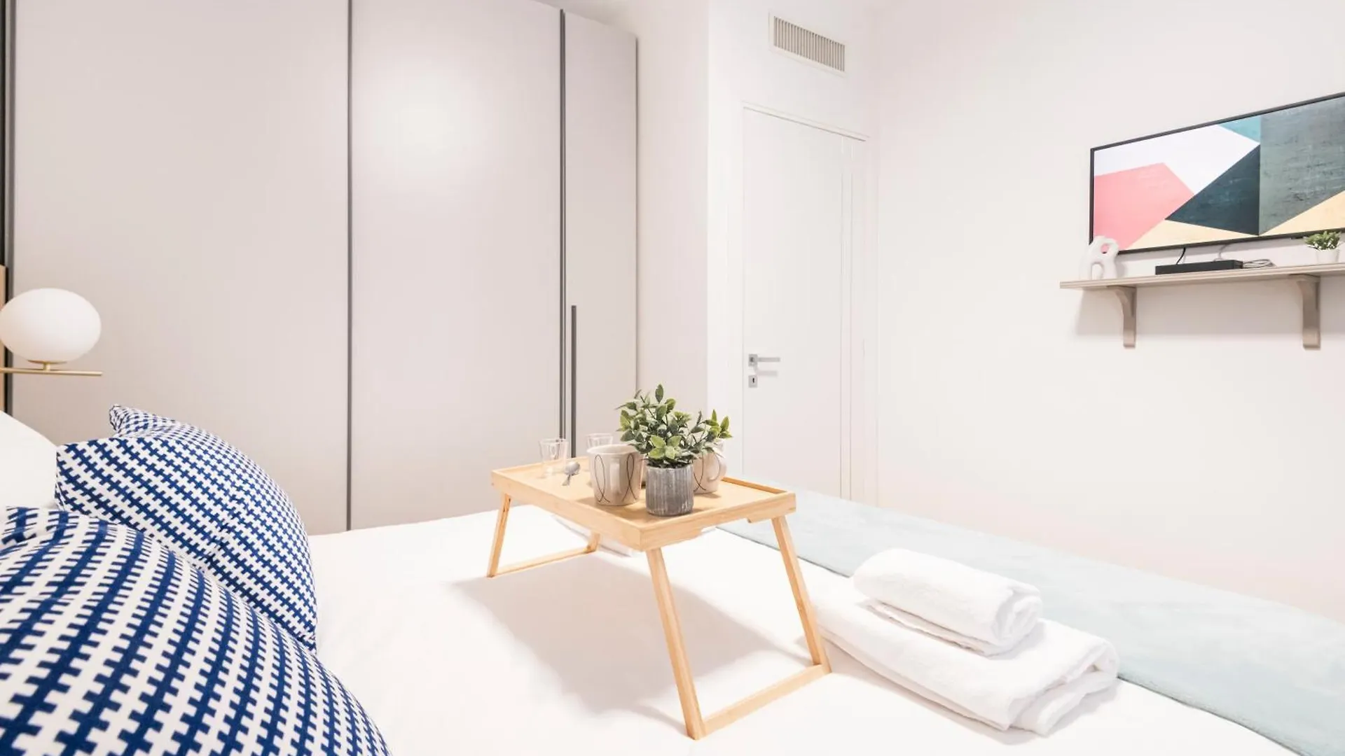 Easylife - Design And Relax In The Heart Of Milan Apartment