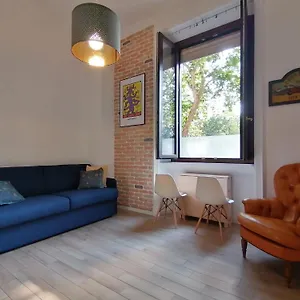 Apartment Casa Di Carol, Milan