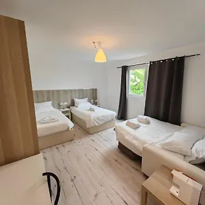 Apartment Milanforester, Milan