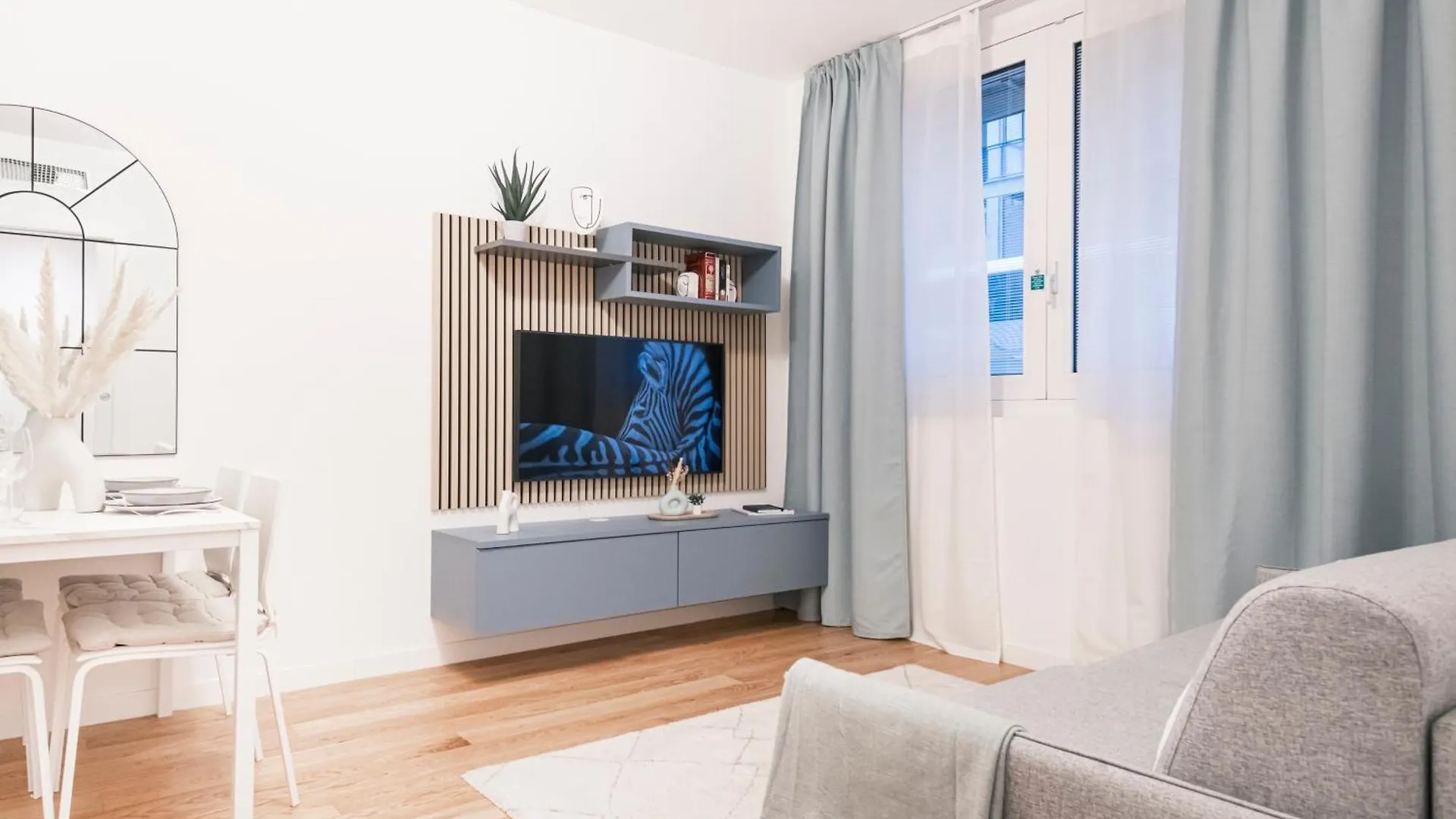 Easylife - Design And Relax In The Heart Of Milan Apartment