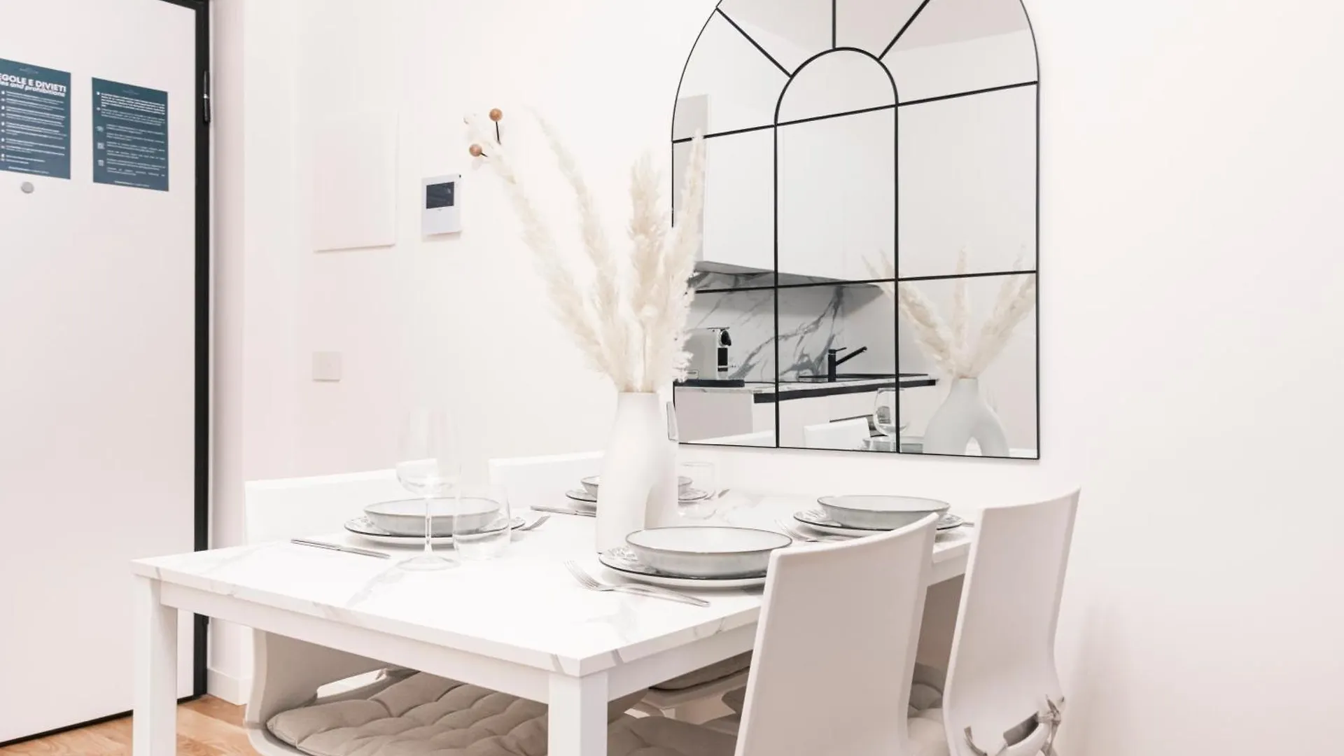 Easylife - Design And Relax In The Heart Of Milan Apartment