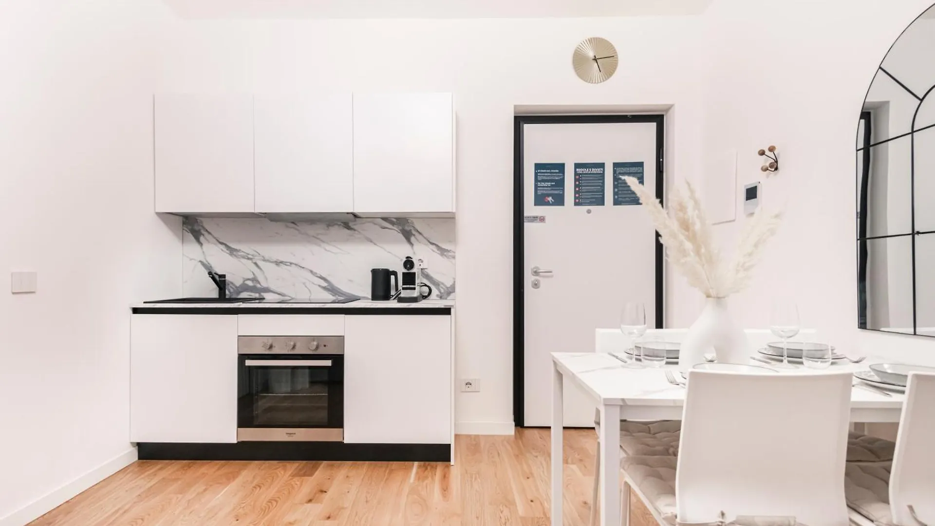 Easylife - Design And Relax In The Heart Of Milan Apartment